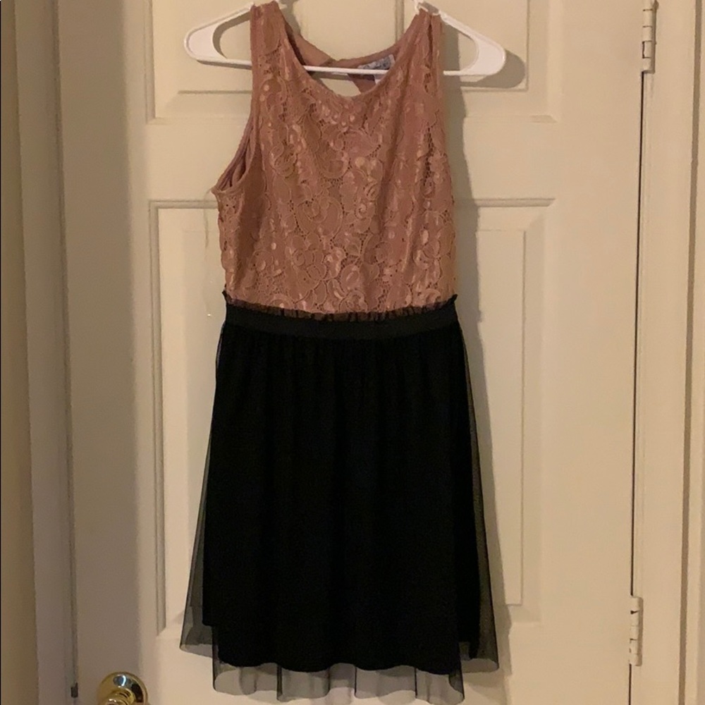 Speechless party dress